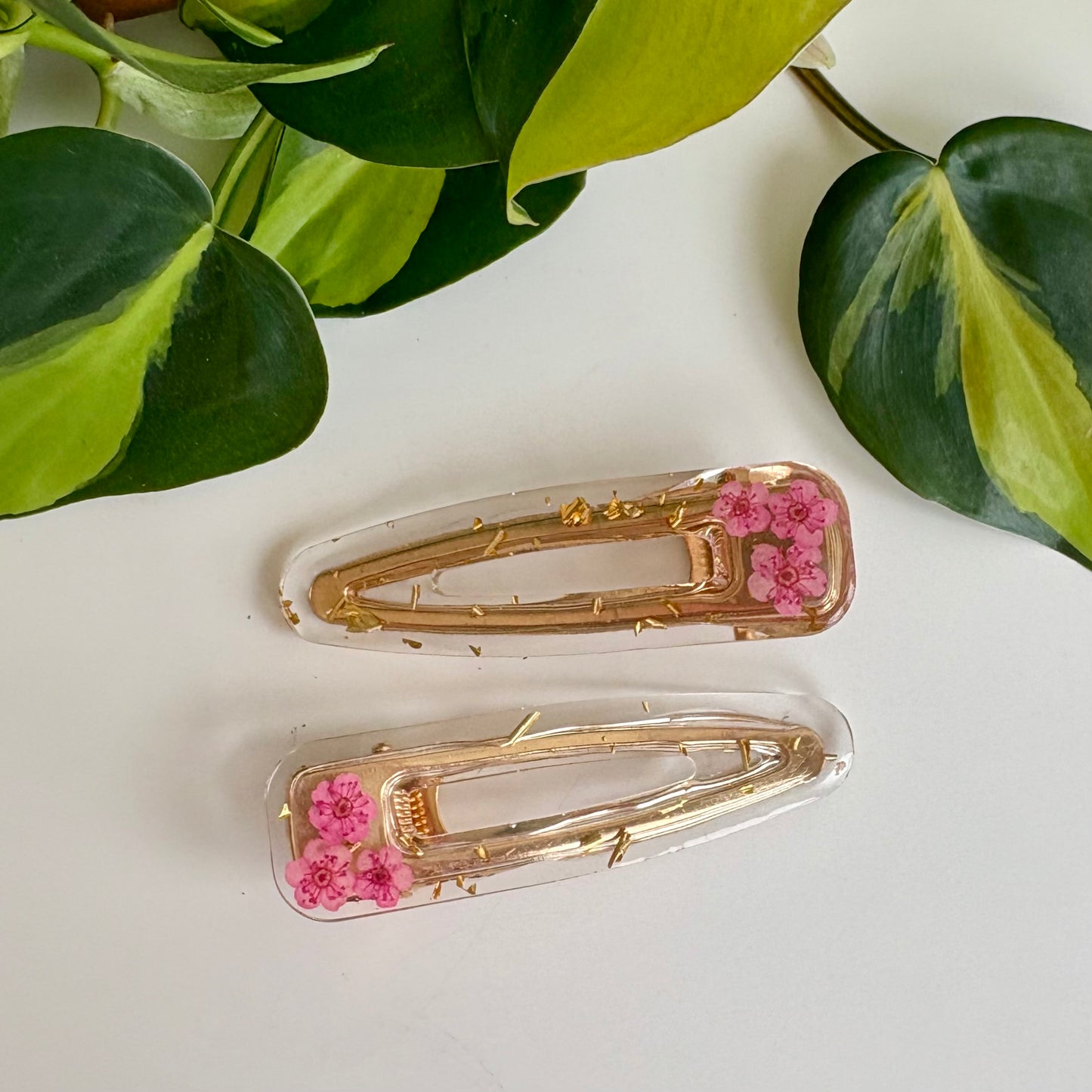 Gold Dainty Flower Hair Clips