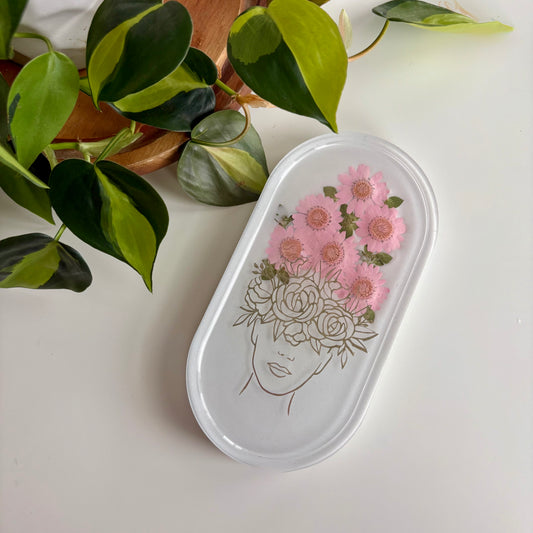 Oval Line Art Trinket Tray