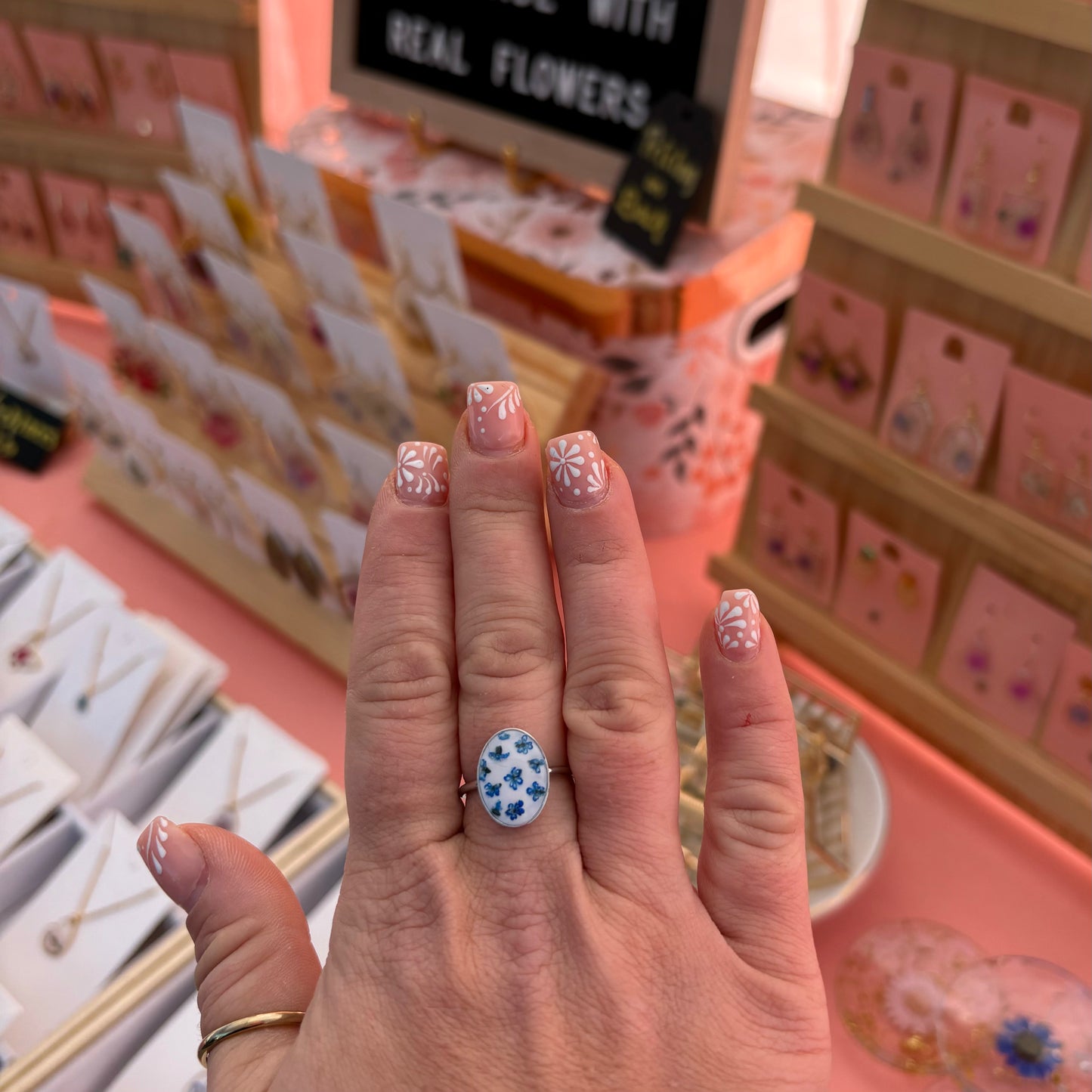 Adjustable Oval White Floral Ring