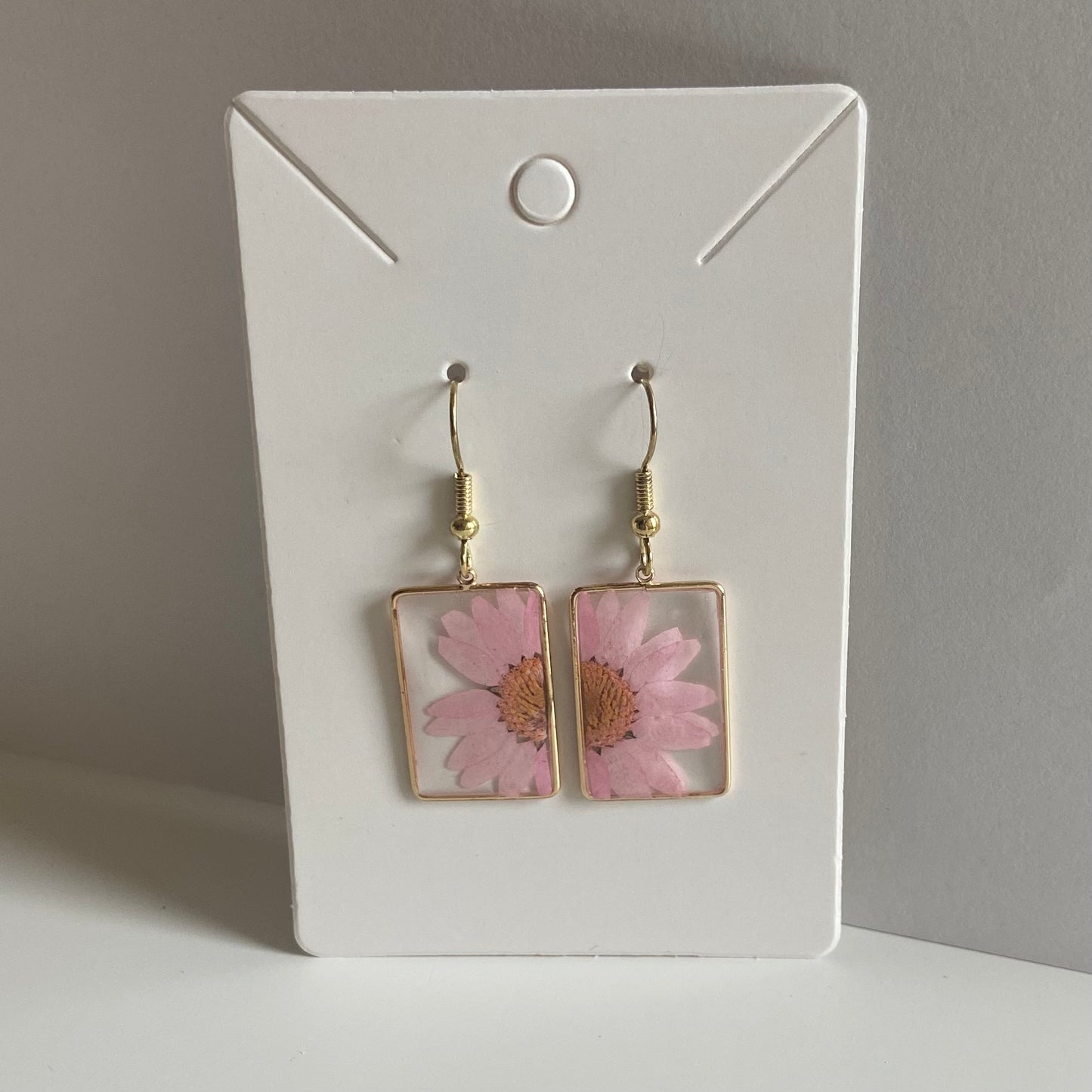 Small Pink Rectangle Daisy Earrings