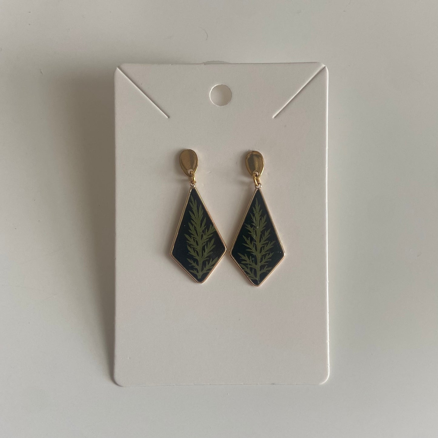 Kite Greenery Earrings